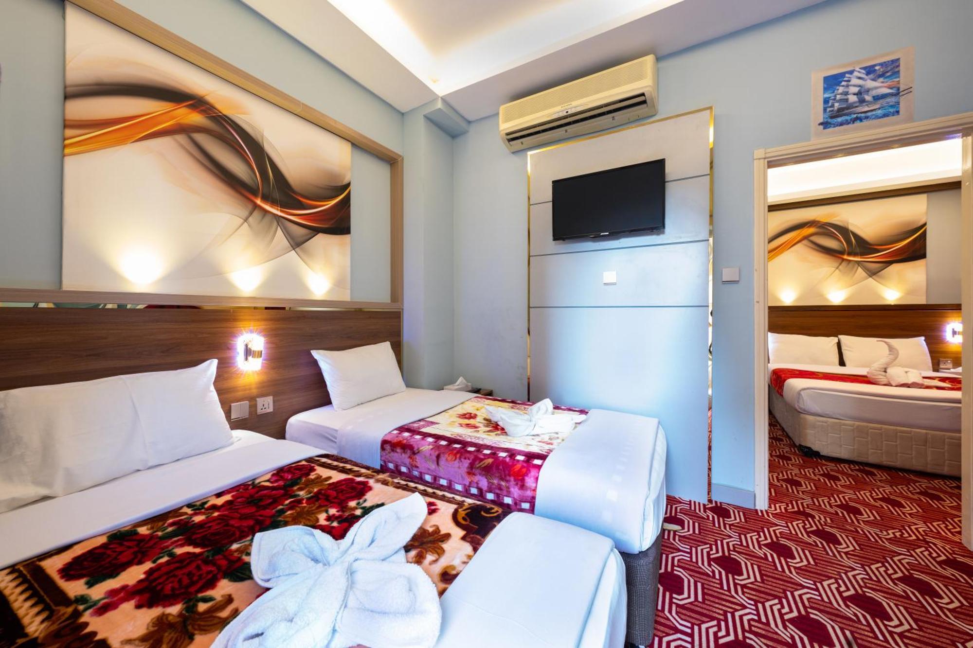 Tanha Hotel Dubai Exterior photo